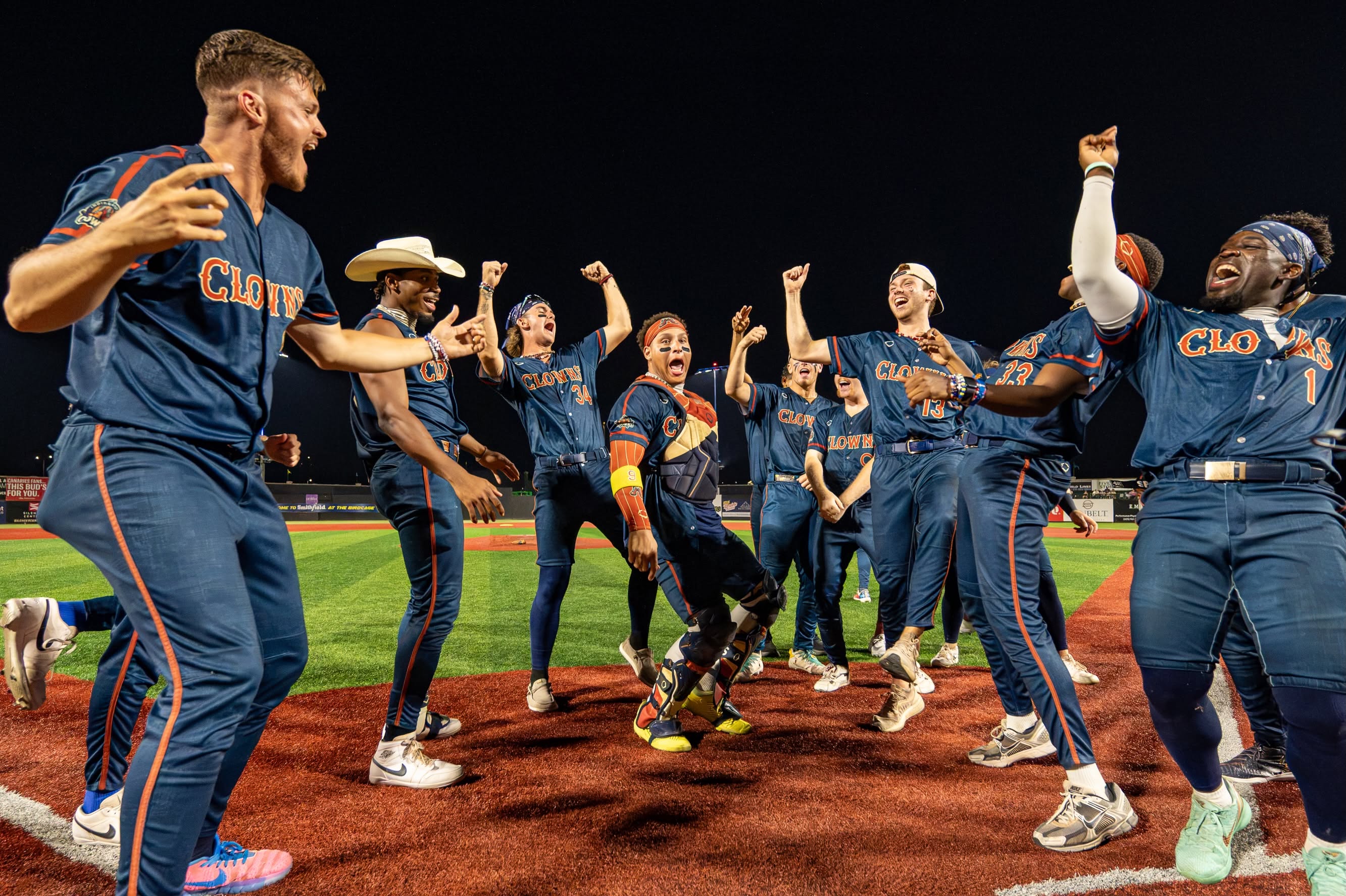 Banana Ball Baseball returns to Oriole Park at Camden Yards Friday July 2 & Saturday July 3 as The Party Animals take on the Indianapolis Clowns. 